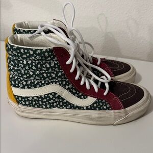 Woman’s High-Top Floral Skate Shoes - Green/Mustard/Burgundy